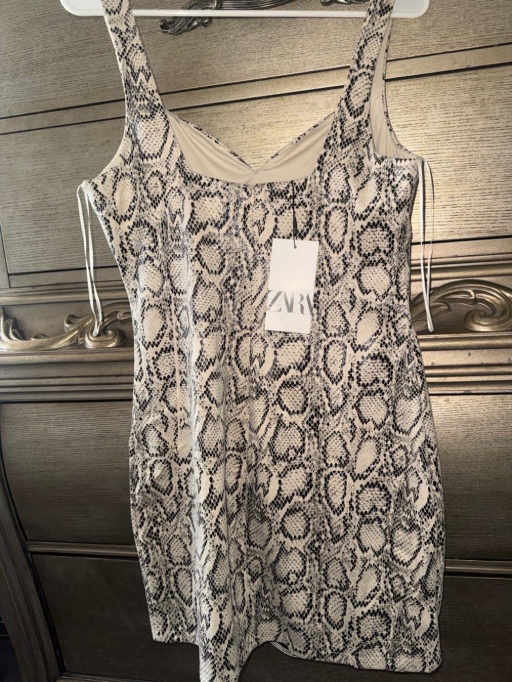 Zara Black and Cream Snake-Print Bodycon Dress - Picture 3 of 7